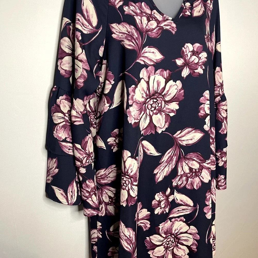 Altar'd State Floral Bell Sleeve Shift Dress Navy Blue Purple Size Medium - Picture 3 of 7